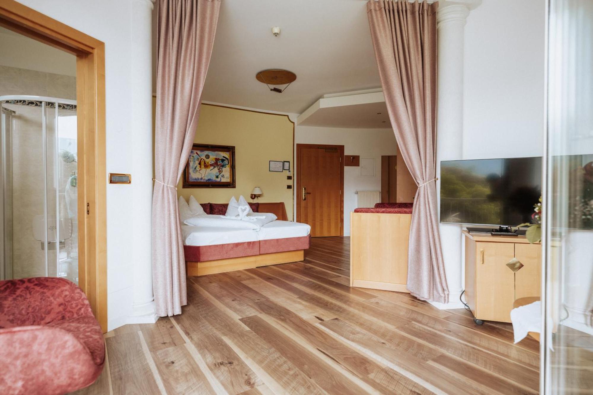 Hotel Garni Guenther Postal / Burgstall Esterno foto