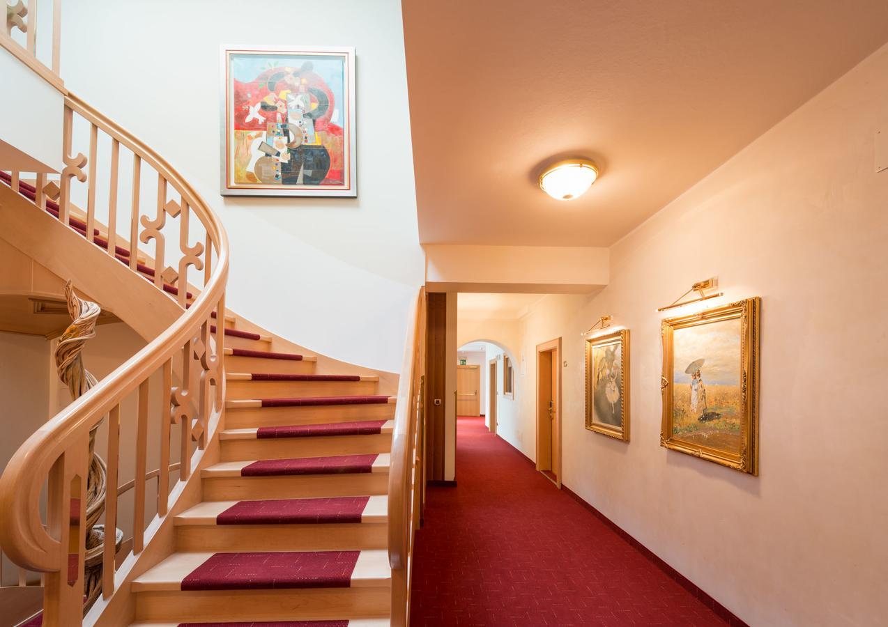 Hotel Garni Guenther Postal / Burgstall Esterno foto